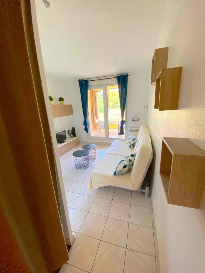 Appart 4 Pers Dans Residence Avec Piscine A 10 Min De La Plage Sanary-sur-Mer Buitenkant foto