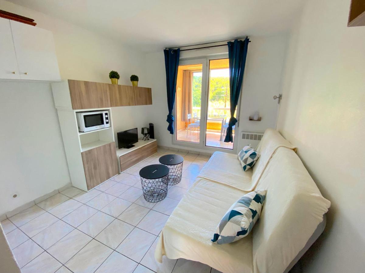 Appart 4 Pers Dans Residence Avec Piscine A 10 Min De La Plage Sanary-sur-Mer Buitenkant foto